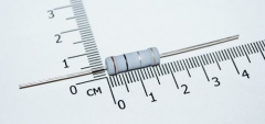 Резистор выводной, 3.3 Ом 3W 3Вт