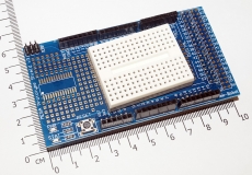 Proto Mega Shield V3 в комплекте с мини-протоплатой.