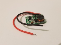 Источник тока LED Driver 900 мА в диапазоне выходных напряжений 9 - 12В, вход 8-30В, для светодиодов 10Вт 3*3, размер 20*14мм