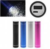 Зарядное устройство - Power Bank - брелок для смартфонов с фонариком. USB 5В 1А на аккумуляторе типа 18650, серебристый