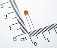 Конденсатор 33нФ 0.033 мкФ, 0.033UF, 33NF 50В, расстояние между выводами 2.56MM ± 20% (упаковка 5 шт) (333)