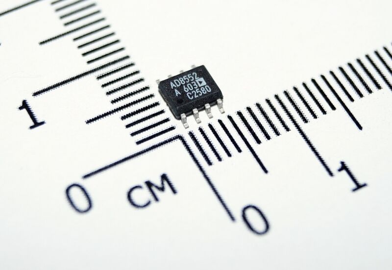 AD8552 купить 1451 - Операционные усилители - AVRobot.RU